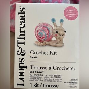 Loops & Threads kid•New In box